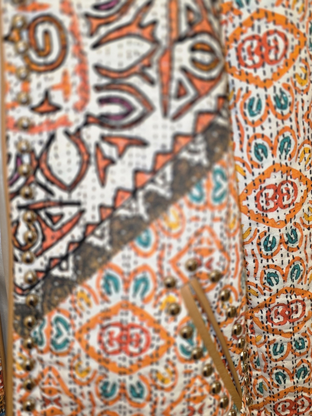 HEMANT & NANDITA Kiana Quilted Stud Jacket - Picture 3 of 5